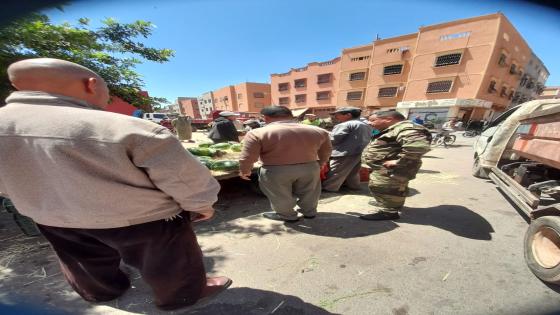 اولادتايمة : السلطات المحلية ، تحاصر محتلي الملك العمومي وتسهر على تطبيق القانون